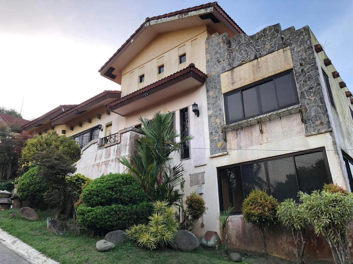 Tagaytay Bnr Guesthouse 4Br With Balcony 12-14 Guest Tagaytay City ภายนอก รูปภาพ